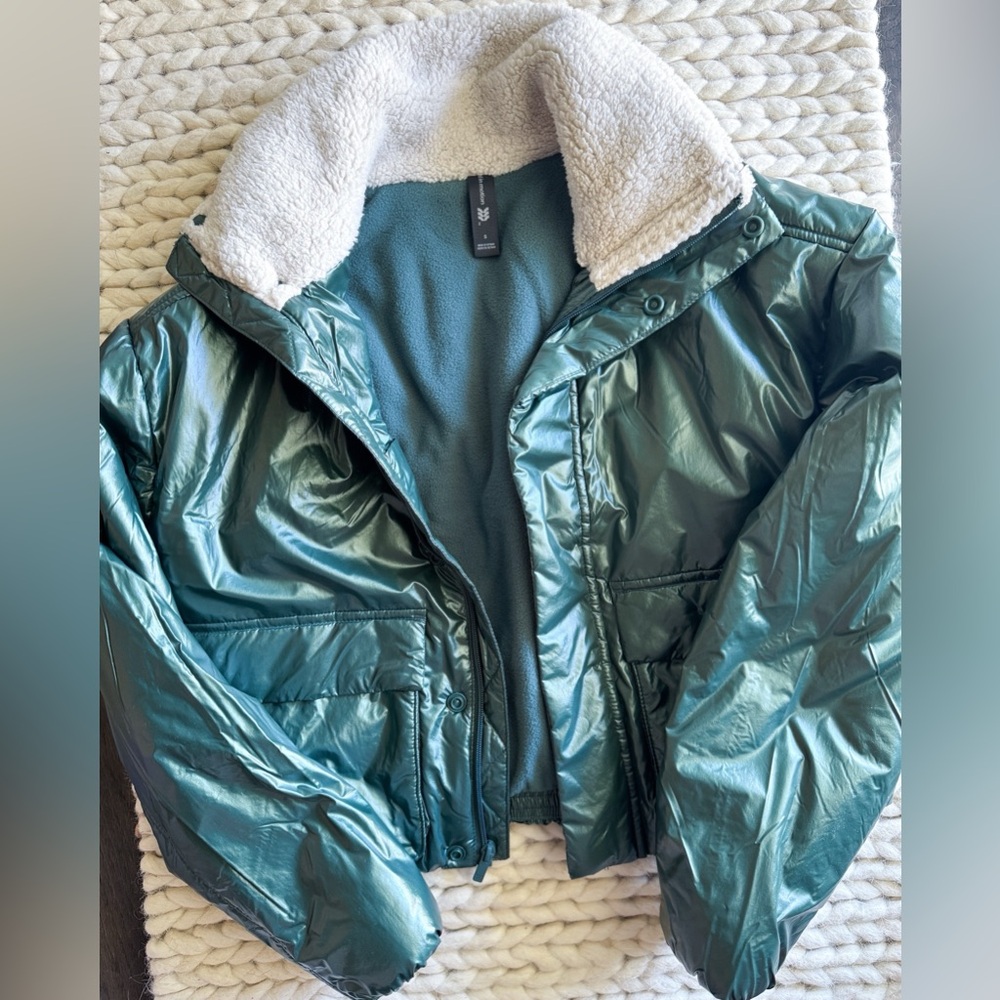 NWT Women's Midweight Puffer Jacket - All In Motion™ Dark Green Small